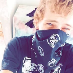 Meet your Posher, Cody